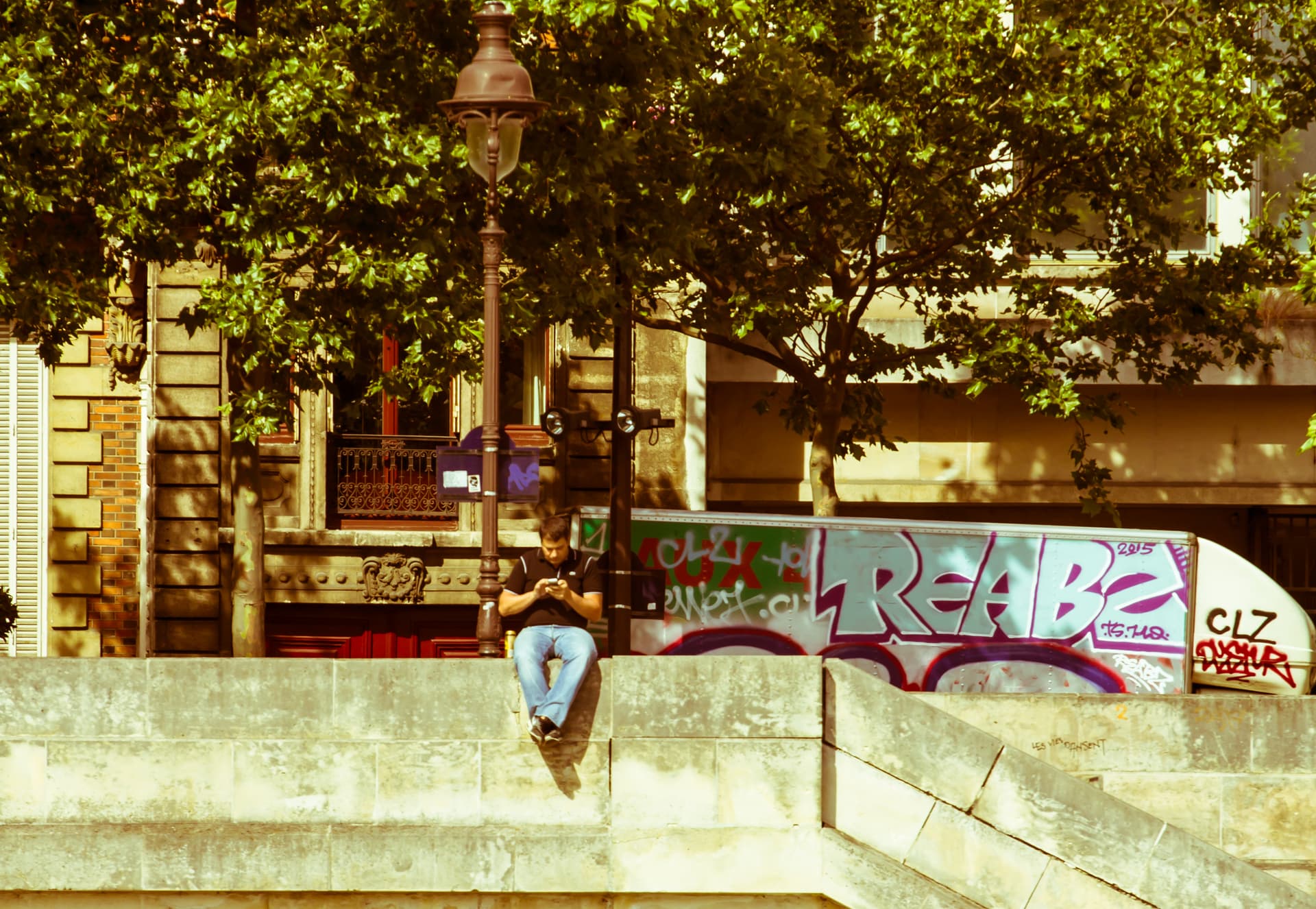 On the banks of Seine - Image 10